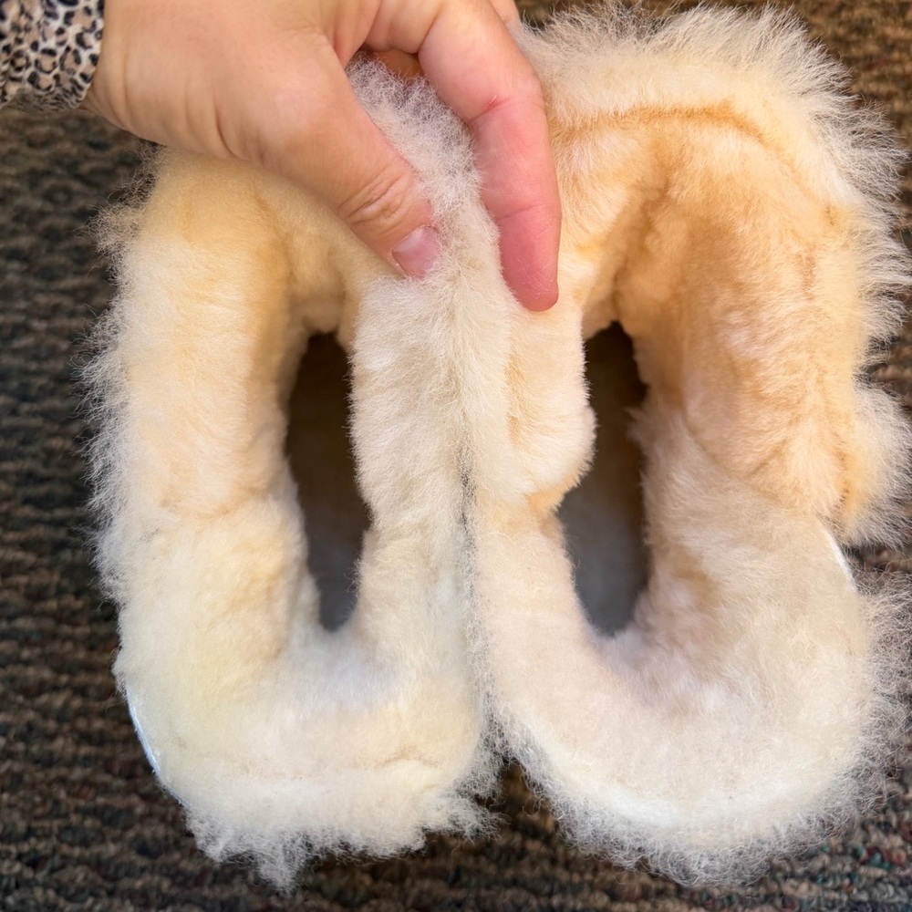 BearPaw Boots - Picture 5 of 6
